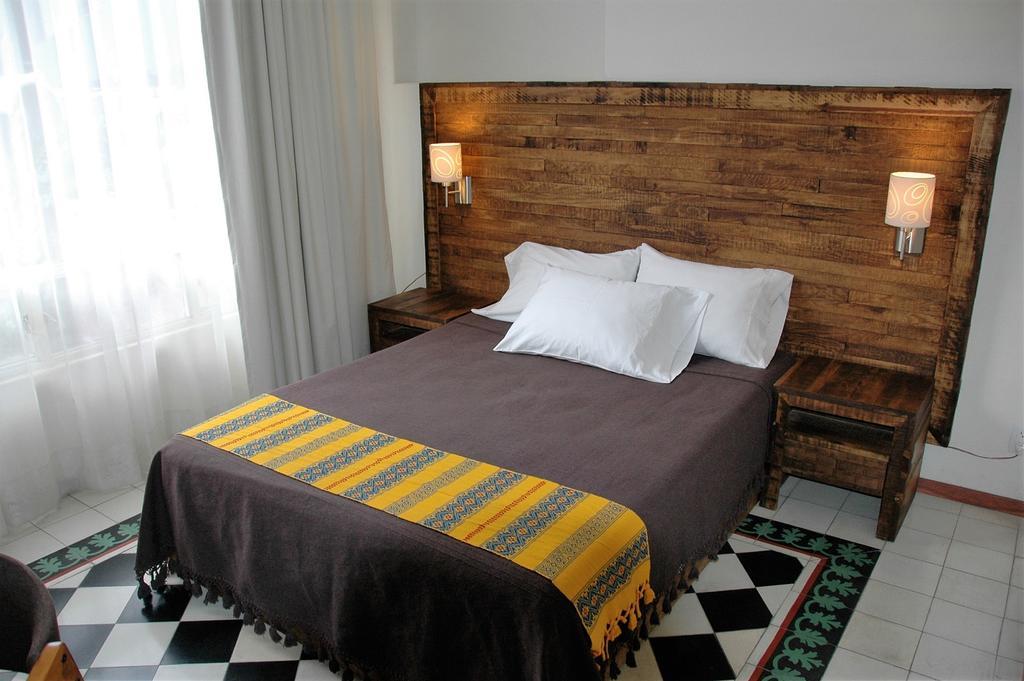 La Fe Hotel And Arts Γκουανταλαχάρα Εξωτερικό φωτογραφία