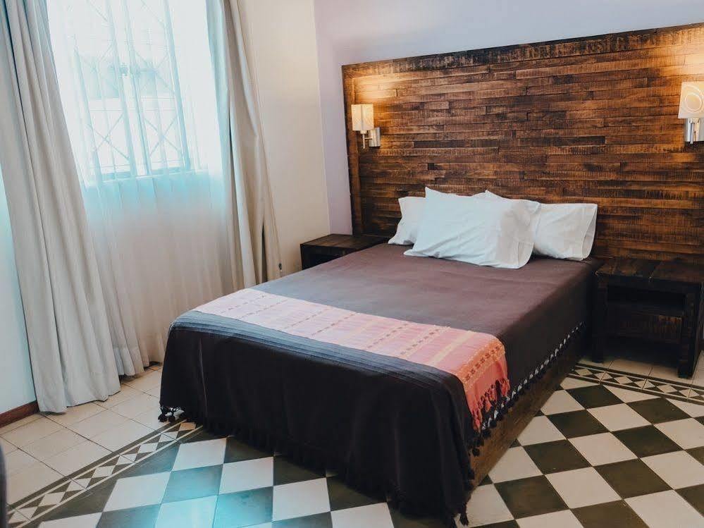 La Fe Hotel And Arts Γκουανταλαχάρα Εξωτερικό φωτογραφία